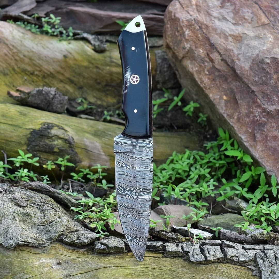 Outdoor Damascus Knife 8.5" | Buffalo Horn Handle