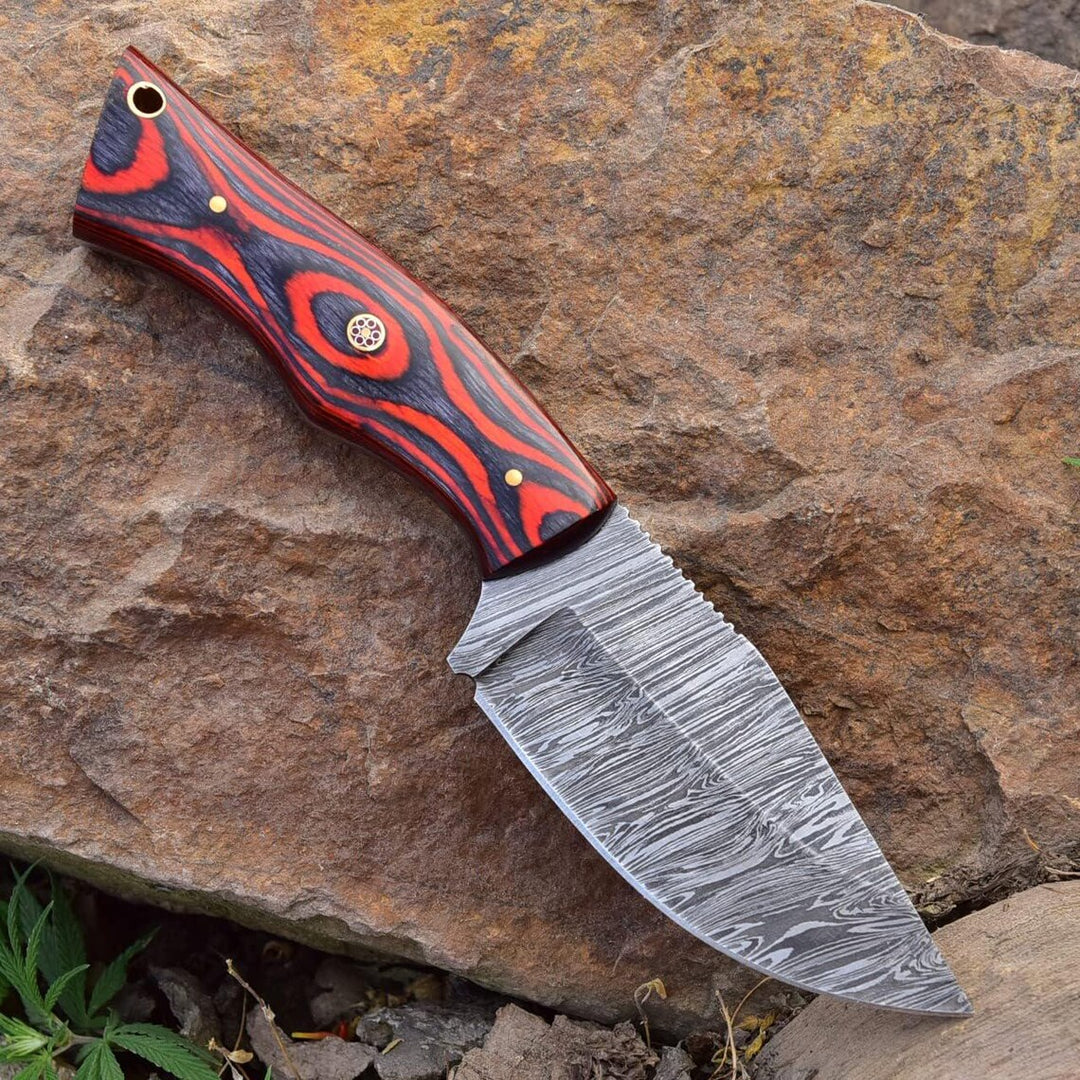 Luxury Damascus Steel Hunting Knife 8.5" - Handcrafted Fixed Blade Knife with Leather Sheath-EDC Pocket Knife-Ideal for Camping & Gifting