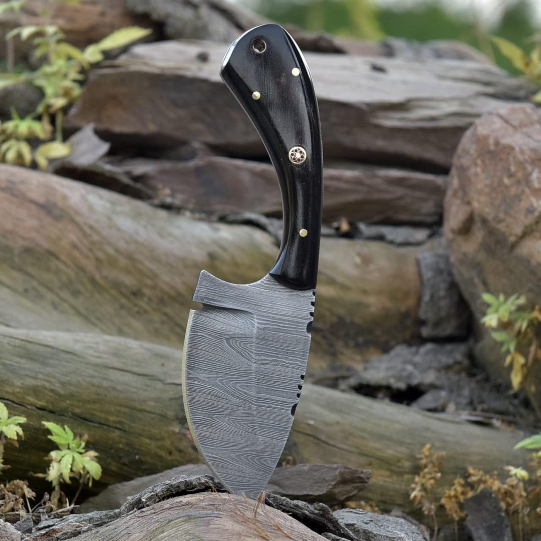 Skinning Damascus Hunting Knife 7" | Buffalo Horn Handle