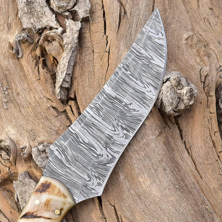 8.5" Damascus Hunting Knife | Ram Horn Handle